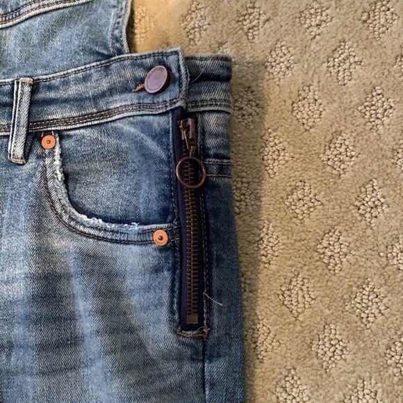 BlankNYC Slim Girlfriend Overall - Picture 3 of 6